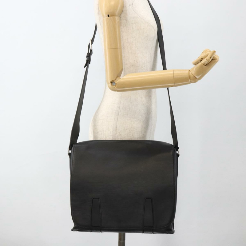 【日本直送】路易威登 Epi Harrington Messenger MM 單肩包 黑色 M53409 正品 ka3397-24