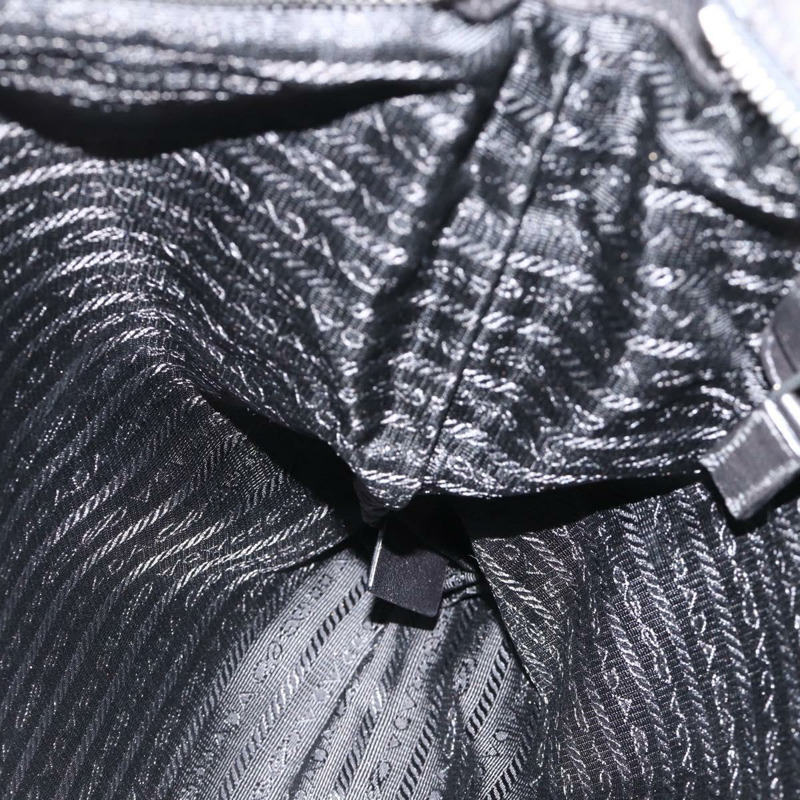 【日本直送】PRADA 黑色銀色皮革肩背包 正品 ka3432A-18