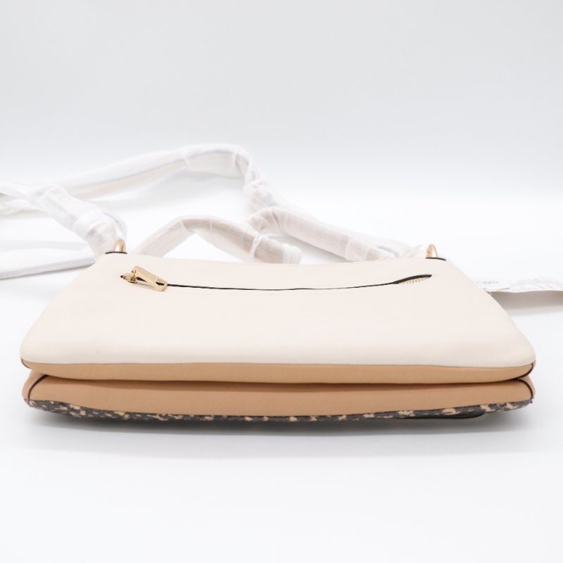 COACH奶白牛皮+蛇皮 斜背包-5