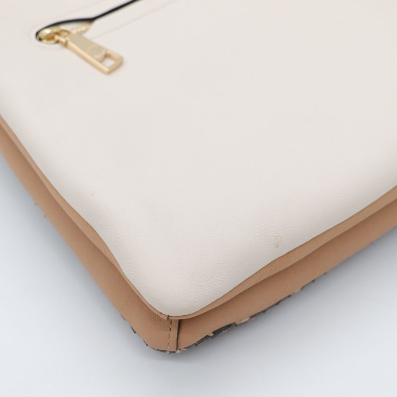 COACH奶白牛皮+蛇皮 斜背包-11