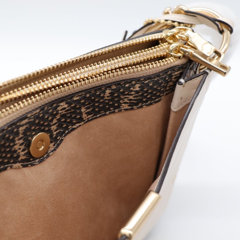 COACH奶白牛皮+蛇皮 斜背包-15