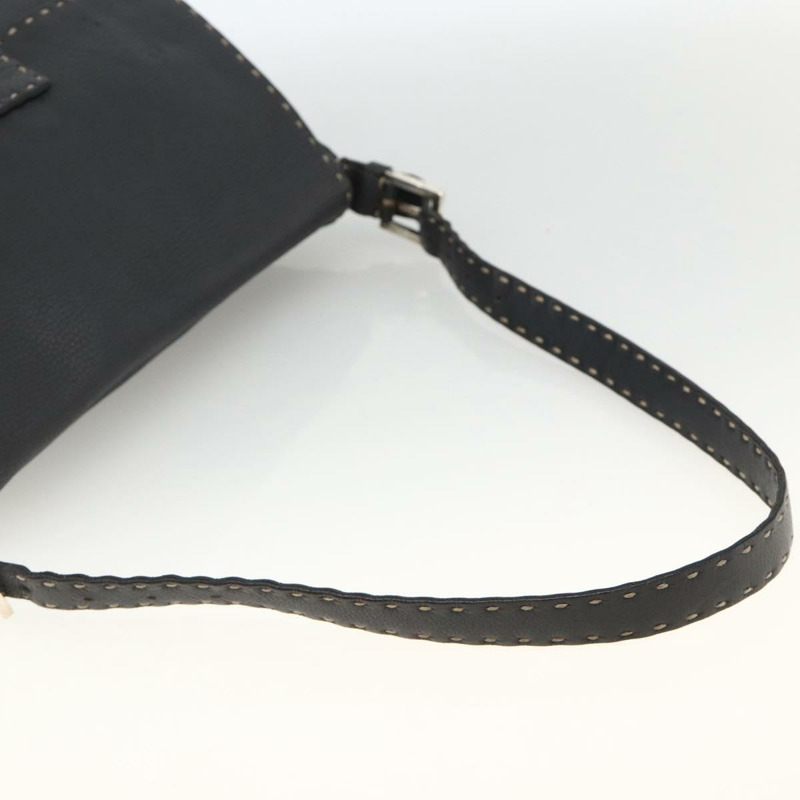 【日本直送】FENDI Selleria Mamma Baguette 手提包，皮革材質，銀色/炭灰色，正品 BAZ530A-6