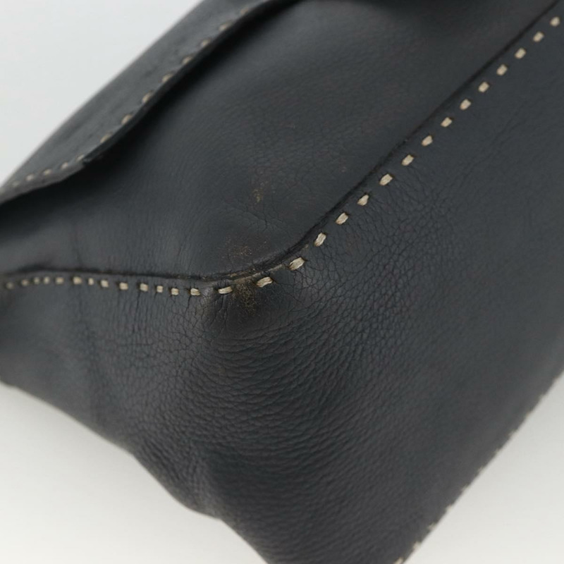 【日本直送】FENDI Selleria Mamma Baguette 手提包，皮革材質，銀色/炭灰色，正品 BAZ530A-15