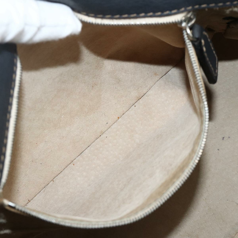 【日本直送】FENDI Selleria Mamma Baguette 手提包，皮革材質，銀色/炭灰色，正品 BAZ530A-23