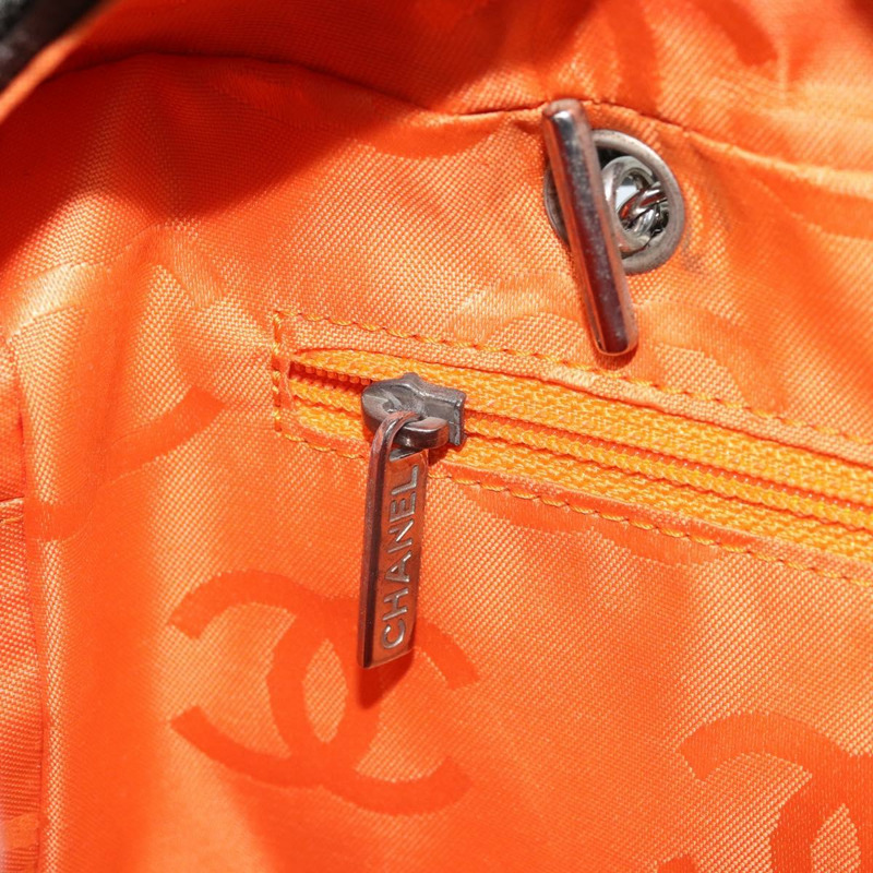 【日本直送】香奈兒 Cambon 系列絎縫肩背包，棕色銀色雙C標誌皮革，正品 AMZ516SAV-21