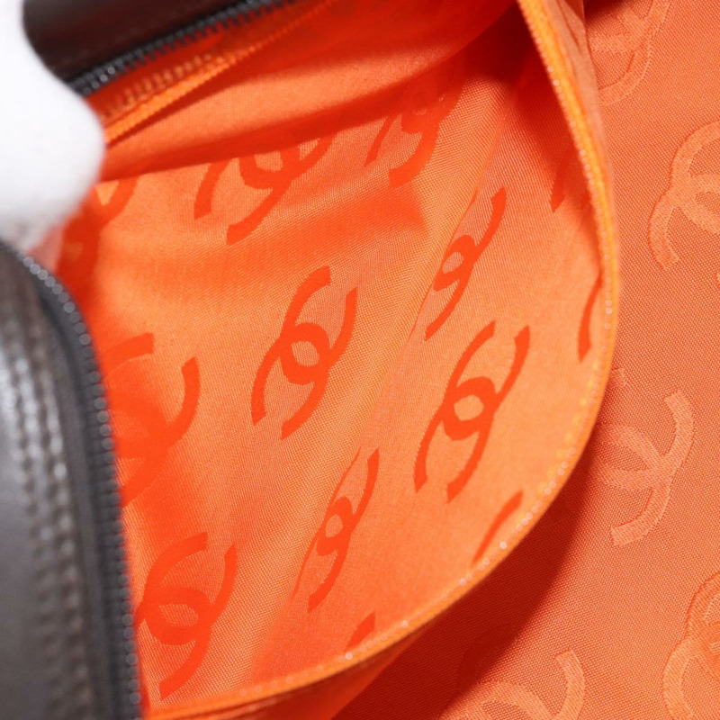 【日本直送】香奈兒 Cambon 系列絎縫肩背包，棕色銀色雙C標誌皮革，正品 AMZ516SAV-22