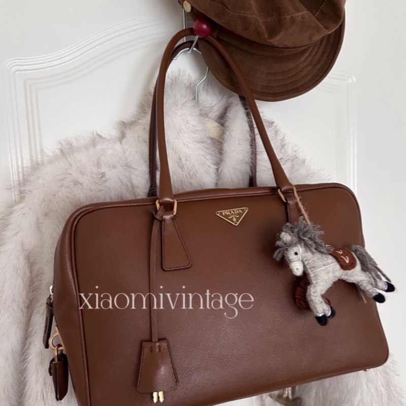 Prada • Plume 35 摩卡棕色-1