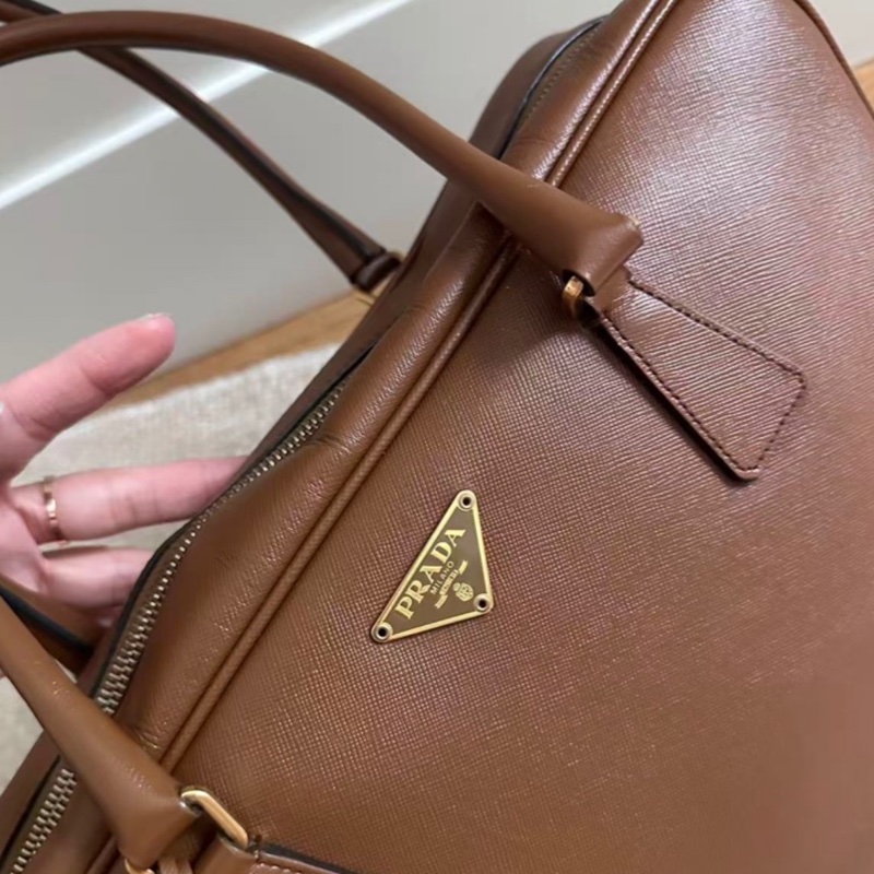 Prada • Plume 35 摩卡棕色-10