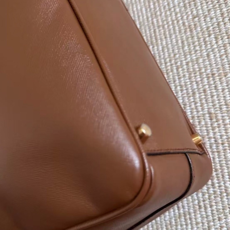 Prada • Plume 35 摩卡棕色-19