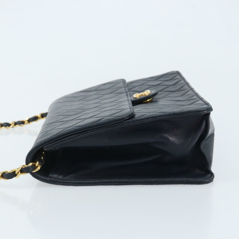 【日本直送】香奈兒 (CHANEL) 絎縫鏈條肩背包，羊皮，海軍藍，金色雙C標誌，正品 BAZ147-3