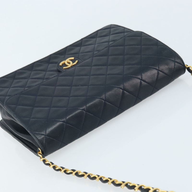 【日本直送】香奈兒 (CHANEL) 絎縫鏈條肩背包，羊皮，海軍藍，金色雙C標誌，正品 BAZ147-5