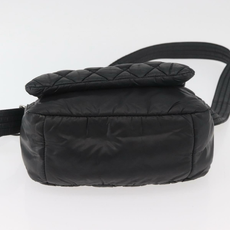 【日本直送】香奈兒 Cococoon 尼龍黑肩背包 CC Auth mr2250V-4