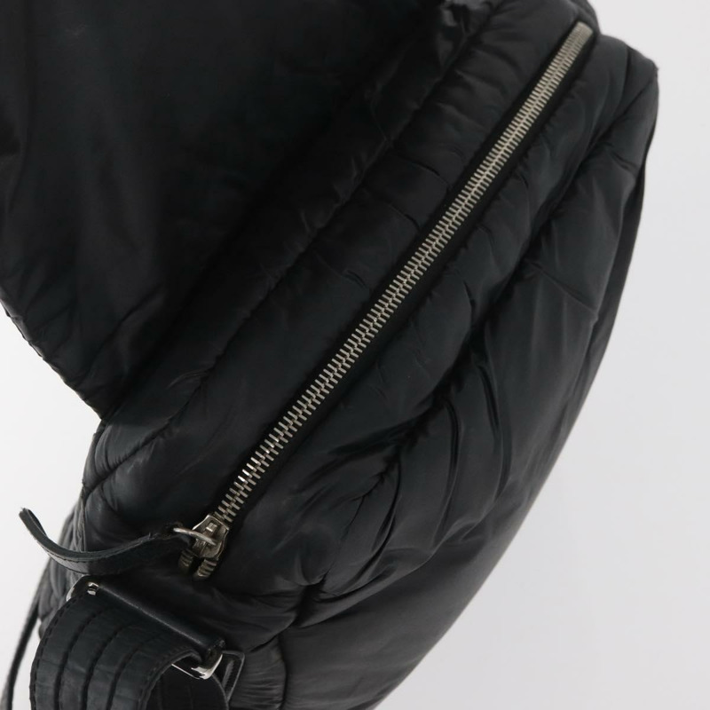 【日本直送】香奈兒 Cococoon 尼龍黑肩背包 CC Auth mr2250V-8