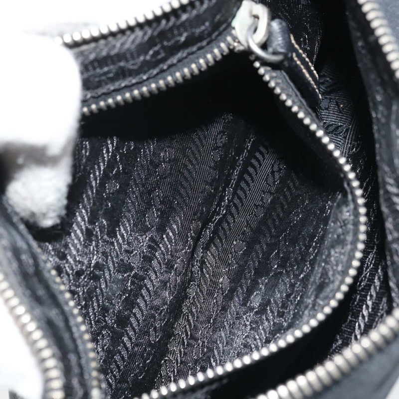 【日本直送】PRADA 單肩包 尼龍 黑色 銀色 正品 mr2217A-22
