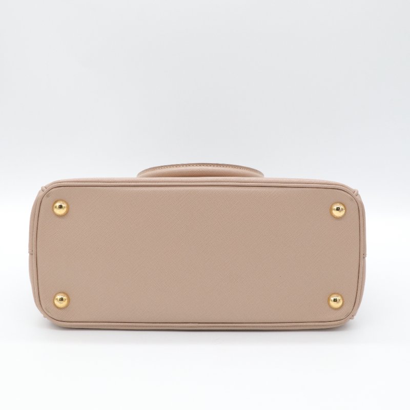 PRADA 奶茶色 斜背包-5