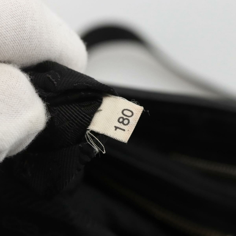 【日本直送】PRADA 黑色銀色皮革肩背包 正品 ka3596A-11