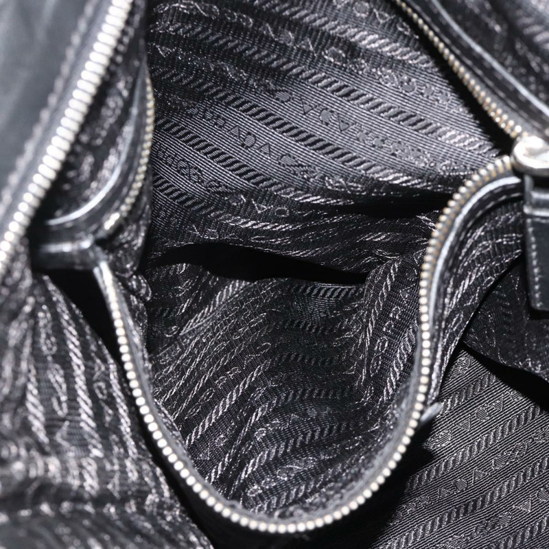 【日本直送】PRADA 黑色銀色皮革肩背包 正品 ka3596A-21