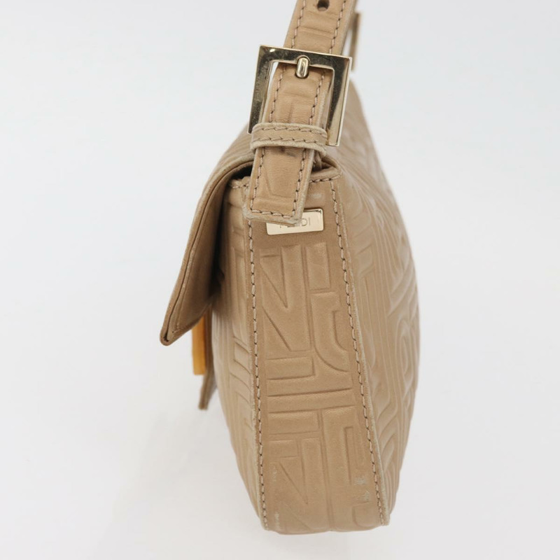 【日本直送】FENDI Mamma Baguette 肩背包 皮革 米色 金色 正品 BAZ786A-2
