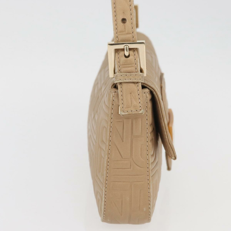 【日本直送】FENDI Mamma Baguette 肩背包 皮革 米色 金色 正品 BAZ786A-3