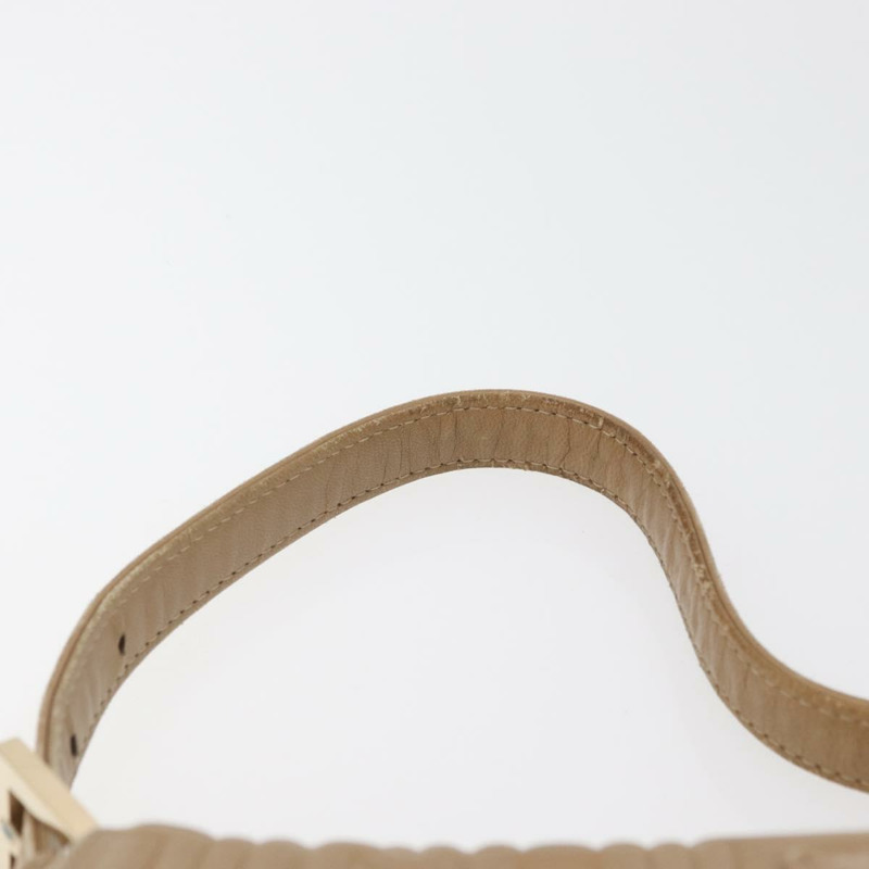 【日本直送】FENDI Mamma Baguette 肩背包 皮革 米色 金色 正品 BAZ786A-7