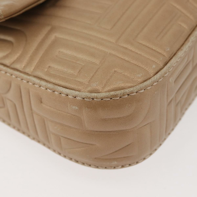 【日本直送】FENDI Mamma Baguette 肩背包 皮革 米色 金色 正品 BAZ786A-13