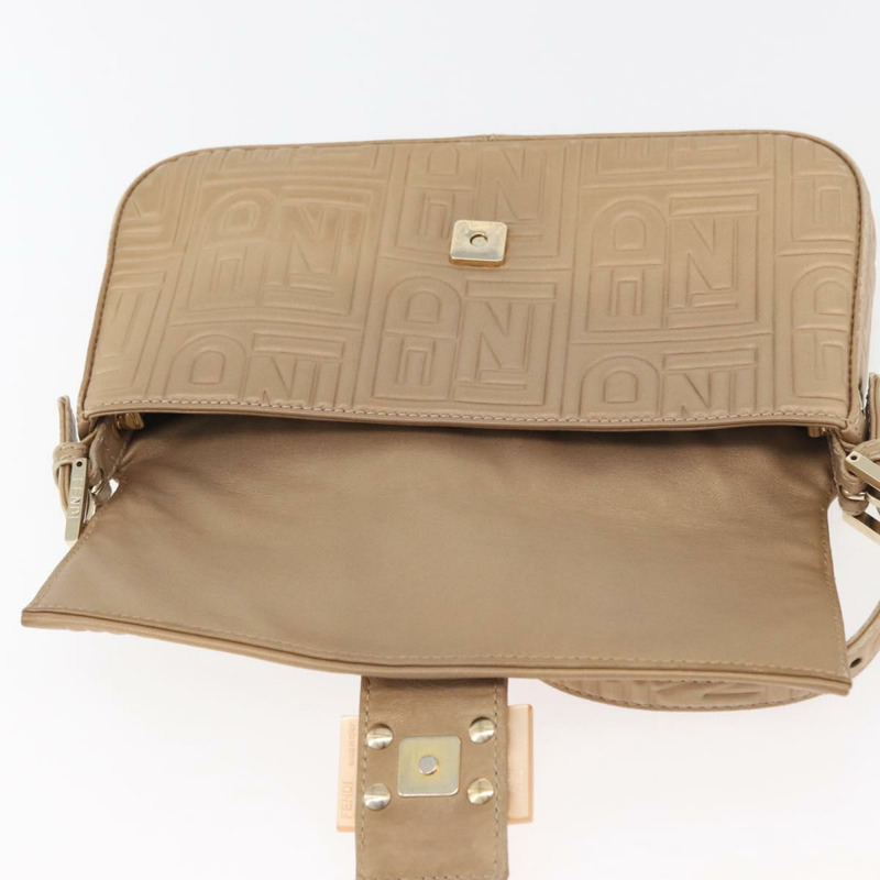 【日本直送】FENDI Mamma Baguette 肩背包 皮革 米色 金色 正品 BAZ786A-18