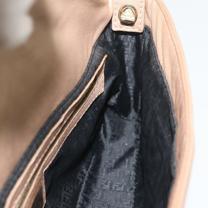 【日本直送】FENDI Mamma Baguette 肩背包 皮革 米色 金色 正品 BAZ786A-20