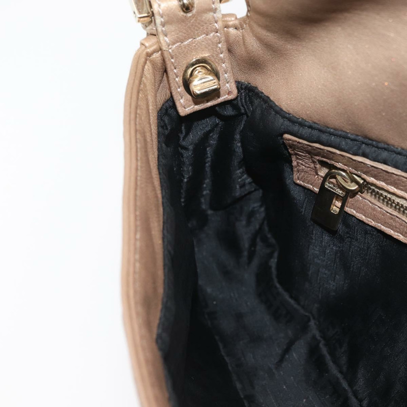 【日本直送】FENDI Mamma Baguette 肩背包 皮革 米色 金色 正品 BAZ786A-21