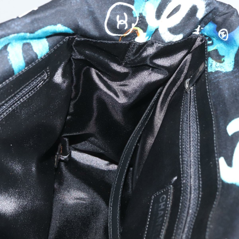 【日本直送】香奈兒新款旅遊系列尼龍包 夏威夷限量版 黑色 銀色 CC 標誌 正品 YKZ875A-18