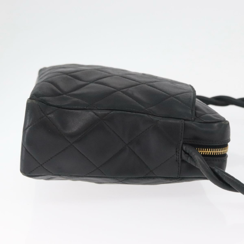 【日本直送】香奈兒羊皮黑色金色雙C標誌單背包 Auth 174360V-2