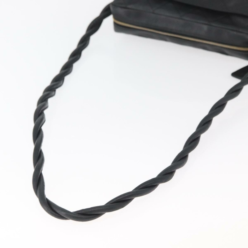 【日本直送】香奈兒羊皮黑色金色雙C標誌單背包 Auth 174360V-6