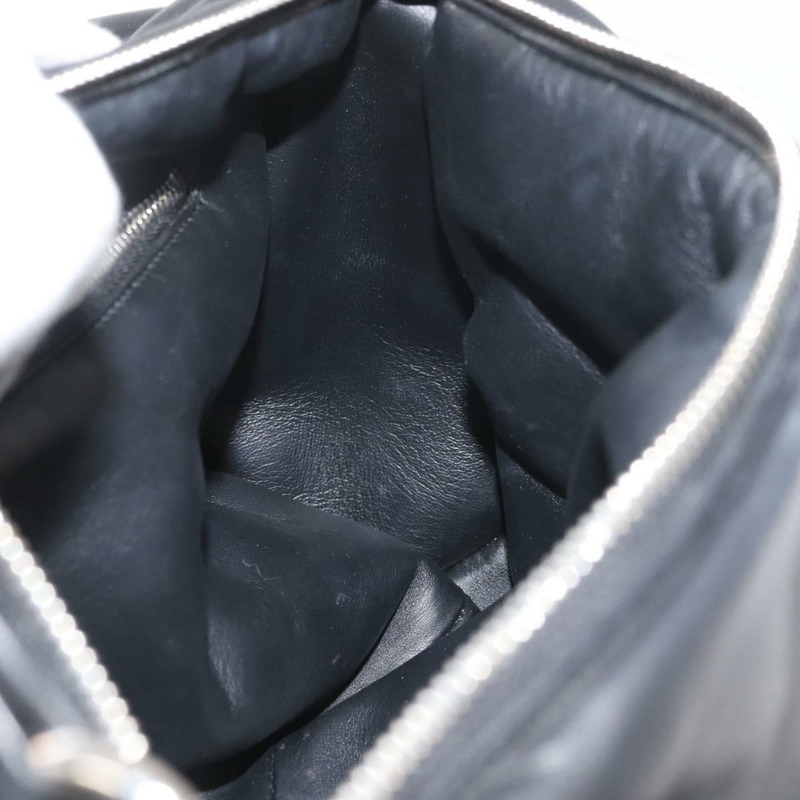 【日本直送】BURBERRY 手提包 皮革 黑色 銀色 正品 174706A-17