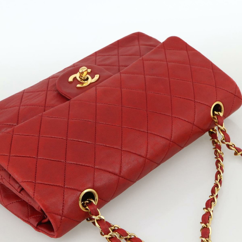 【日本直送】香奈兒 Matelasse 25 雙蓋鏈條包，羊皮材質，紅色，金色雙C標誌，正品編號 166269SAV-5