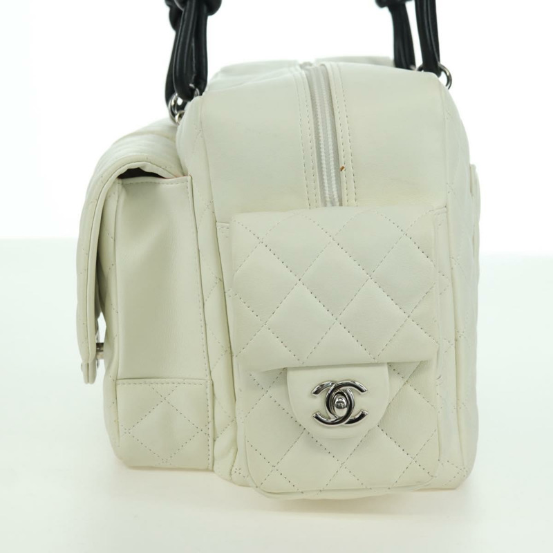 【日本直送】香奈兒 Cambon 系列絎縫手提包，白色銀色雙C標誌皮革，正品編號 YKZ964SAM-3