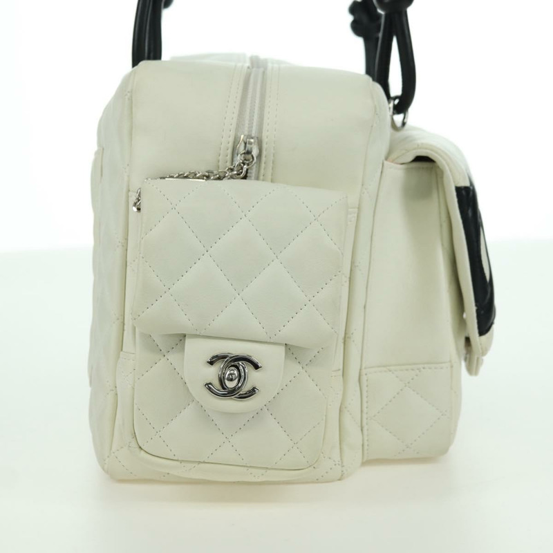 【日本直送】香奈兒 Cambon 系列絎縫手提包，白色銀色雙C標誌皮革，正品編號 YKZ964SAM-5