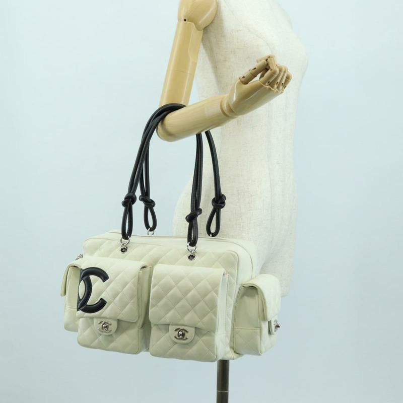 【日本直送】香奈兒 Cambon 系列絎縫手提包，白色銀色雙C標誌皮革，正品編號 YKZ964SAM-29