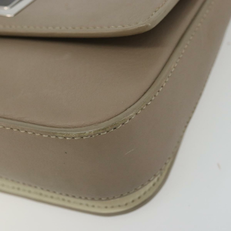 【日本直送】FENDI 鏈條 Trebuquette 單肩包 皮革 米色 銀色 正品 ka3885A-9