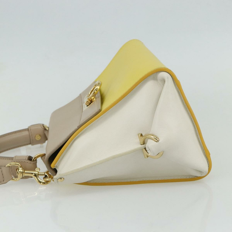 【日本直送】Salvatore Ferragamo Gancini 手提包 皮革 2way 黃金 Auth ka3925A-4