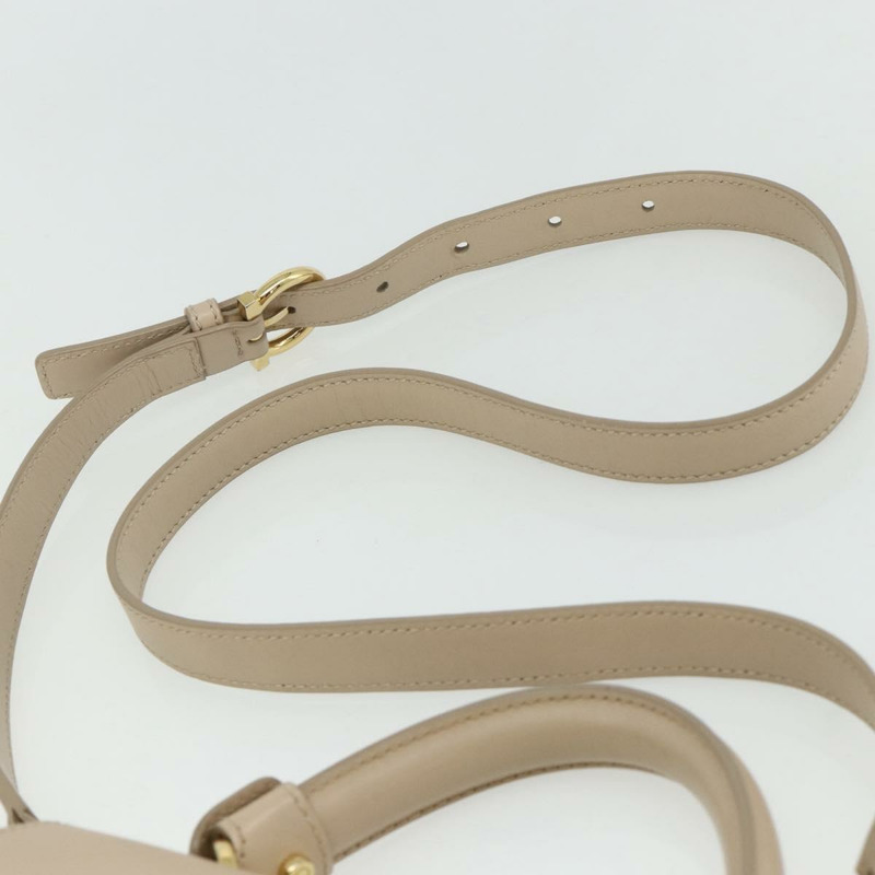 【日本直送】Salvatore Ferragamo Gancini 手提包 皮革 2way 黃金 Auth ka3925A-9