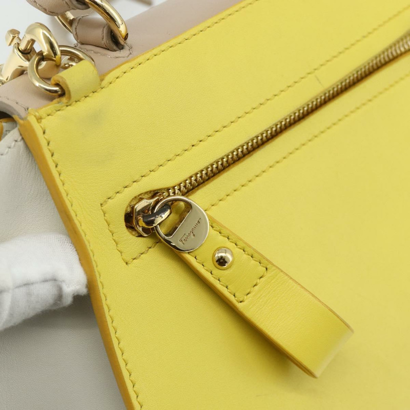 【日本直送】Salvatore Ferragamo Gancini 手提包 皮革 2way 黃金 Auth ka3925A-15