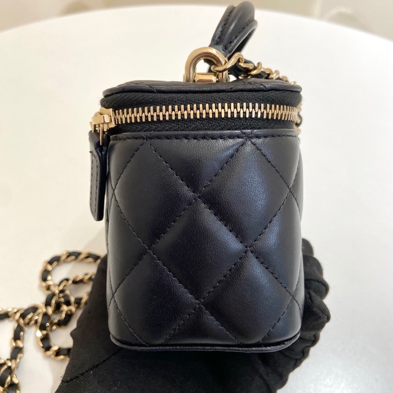 Chanel 香奈兒黑金牛皮化妝小盒子  芯片款 尺寸：10*7*9 附件：無。-3