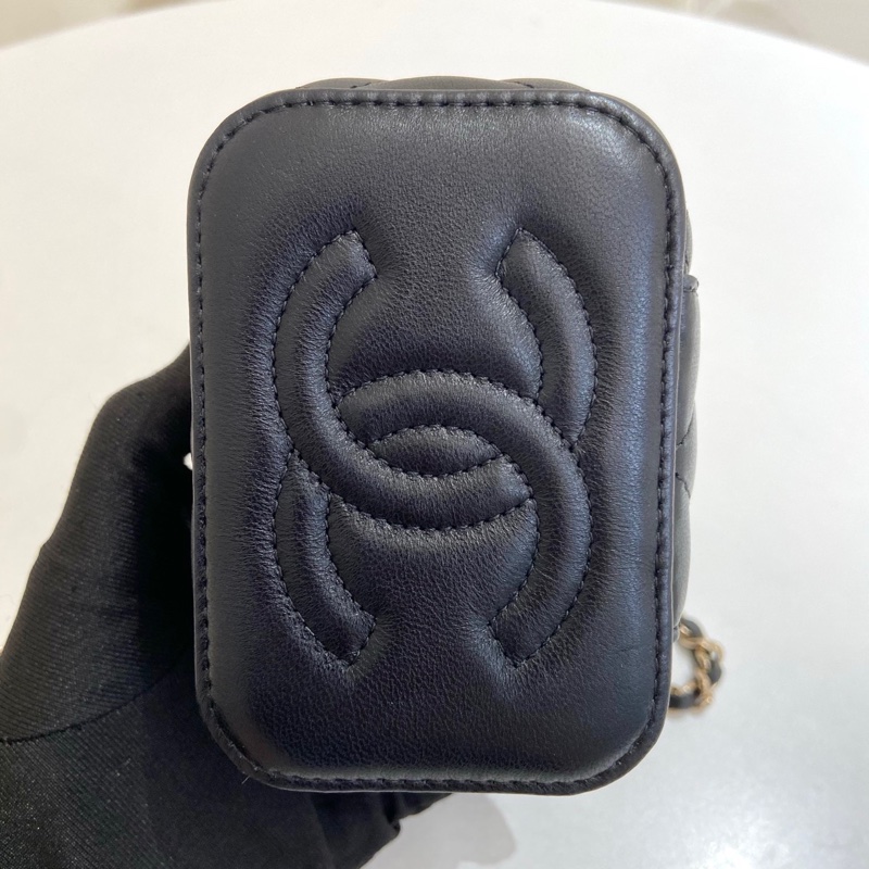 Chanel 香奈兒黑金牛皮化妝小盒子  芯片款 尺寸：10*7*9 附件：無。-4