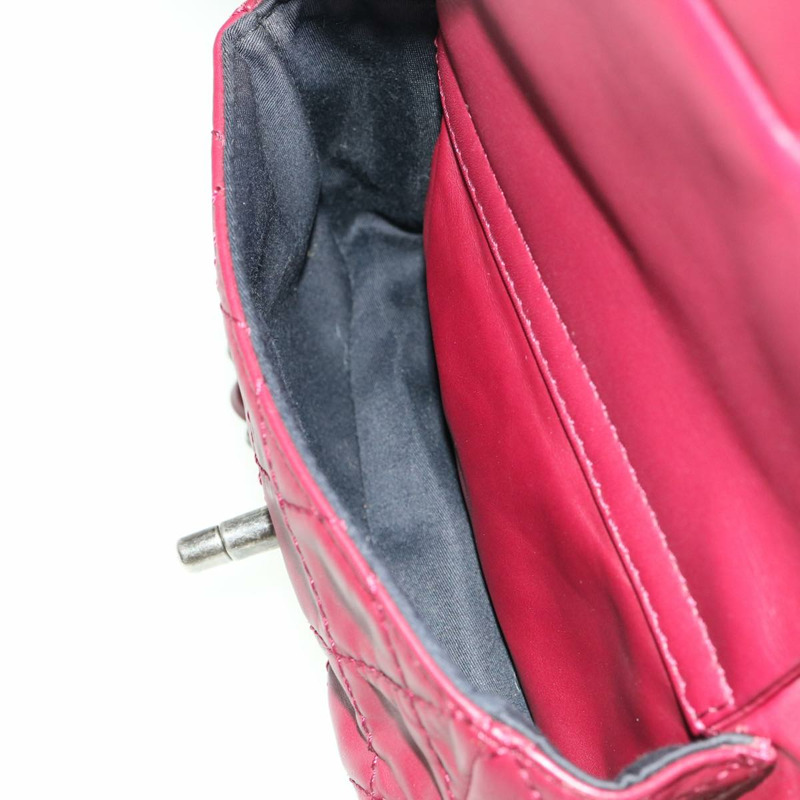 【日本直送】香奈兒 (CHANEL) 絎縫鏈條雙肩包，羊皮材質，波爾多紅 CC 標誌，貨號 30736SAV-19