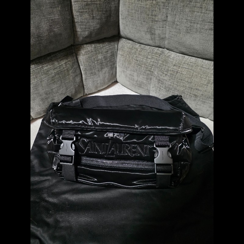[全新] Saint Laurent YSL 亮面尼龍腰包-0