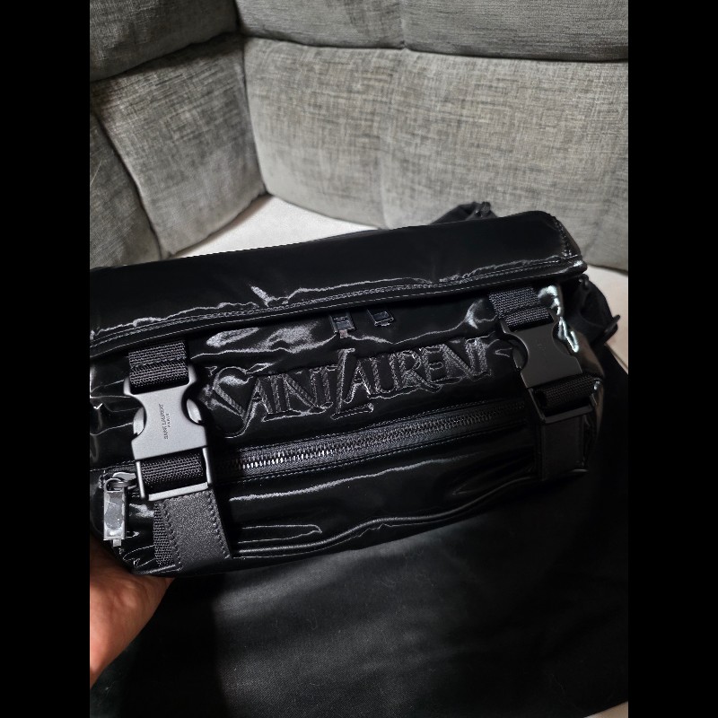 [全新] Saint Laurent YSL 亮面尼龍腰包-3