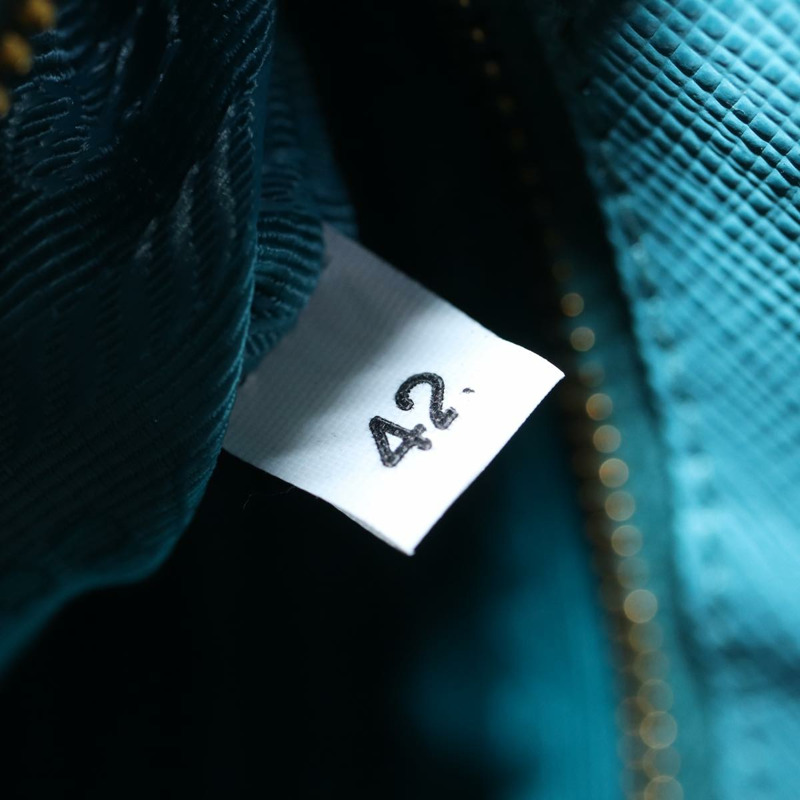 【日本直送】PRADA 配件包 Safiano 皮革 藍色 Auth 71575SAV-9