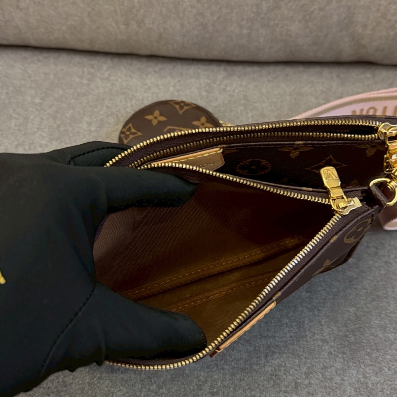 LV粉色五合一側背包-2