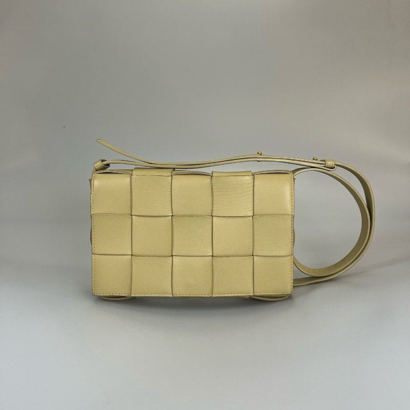 BV 鼠尾草綠CASSETTE包-1