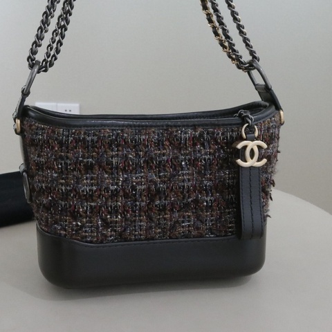 98新，香奈兒流浪包小號，序號26尺寸20*15*8cm，配件防塵袋。