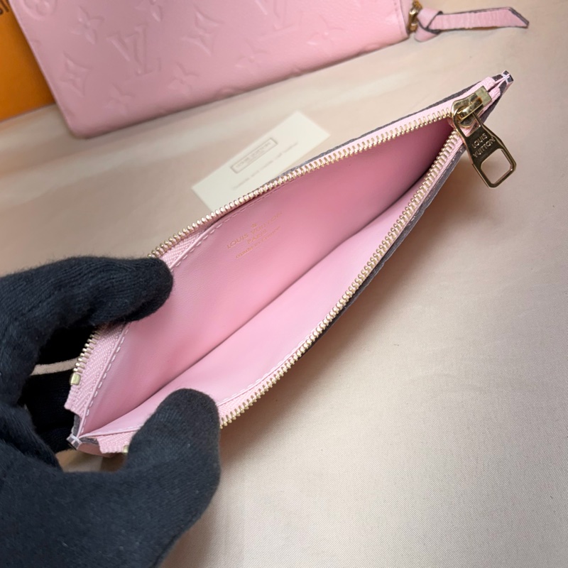✨近新閒置 LV 路易威登 Louis Vuitton 粉牛皮壓紋老花拉鏈8卡（二合一）窄版長夾-4